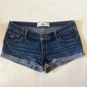 Hollister Low Rise Denim Shorts Size 5